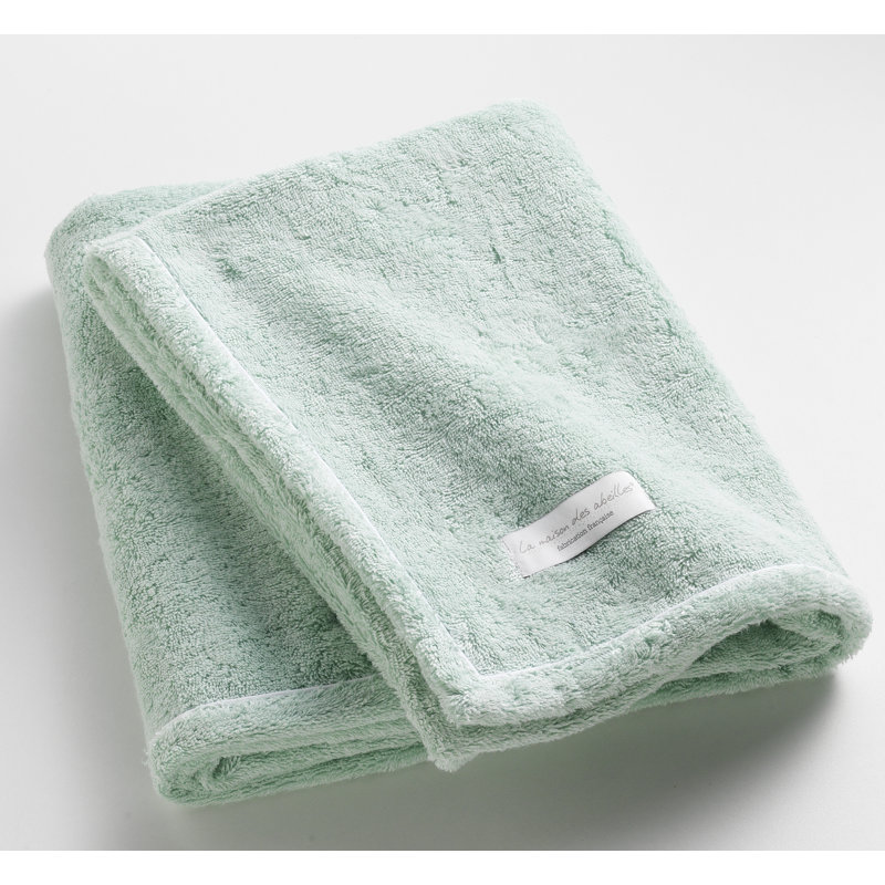 absorbent towel