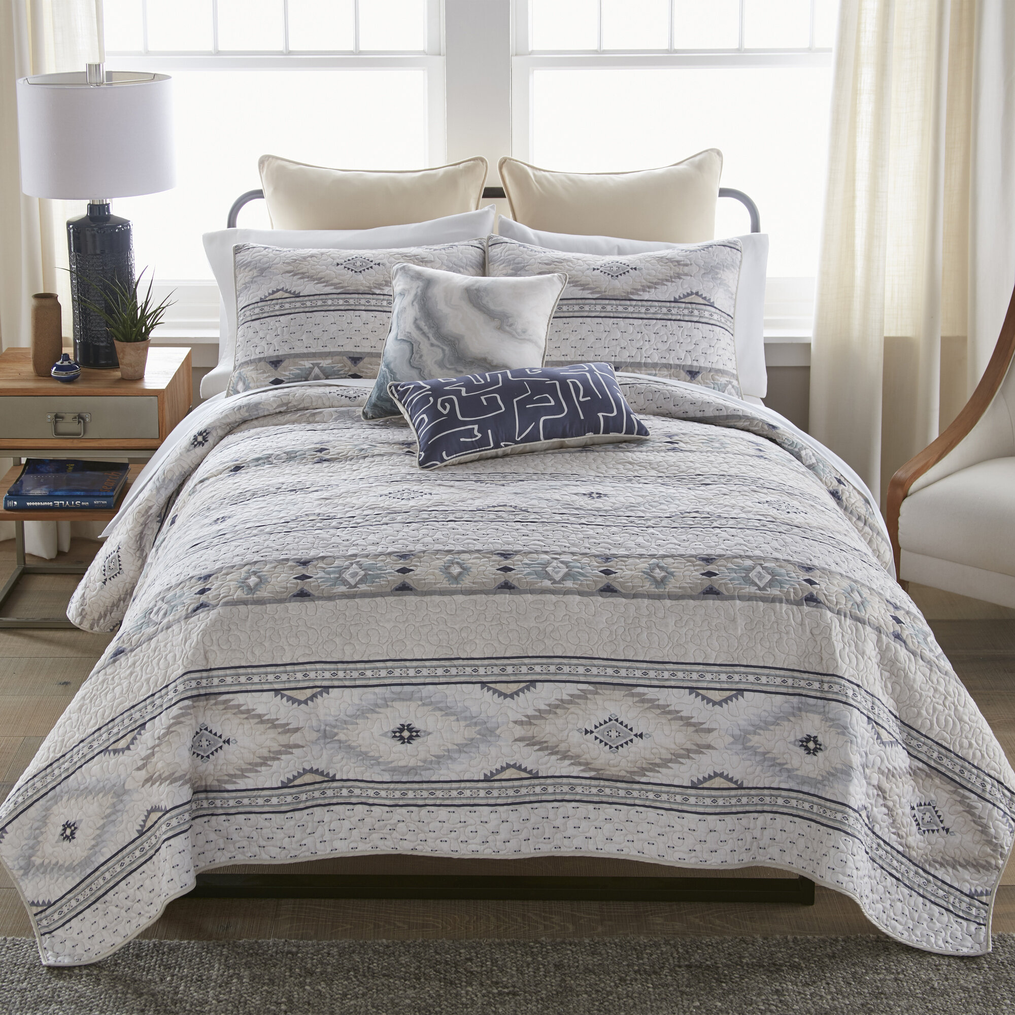 Navy Hypo Allergenic Blanket Standard Full Queen Bed Spread Microfiber Bedding 