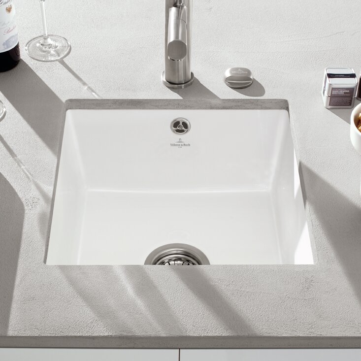 Subway Single Bowl Undermount Kitchen Sink