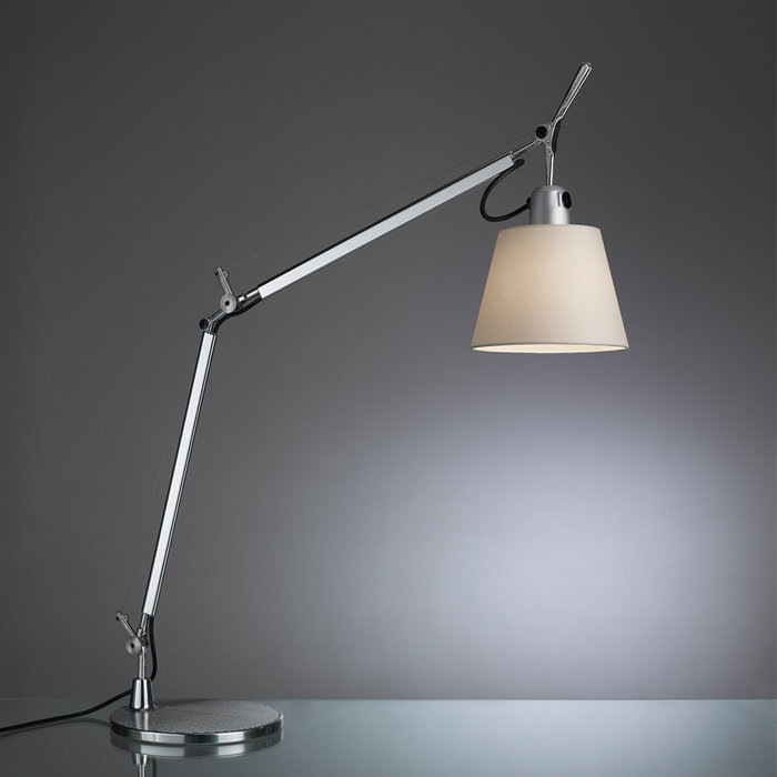 Artemide Lampe De Bureau 26 Po Avec Base En Aluminium Tolomeo Et