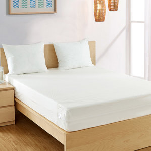 Hypoallergenic Waterproof Mattress Protector in Brushed silk by Alwyn Home