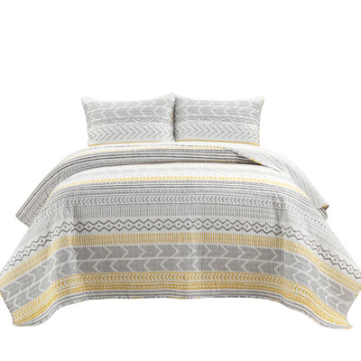 Reversible Contemporary 3 Piece Quilt Set