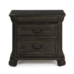 Ellenton 3 Drawer Nightstand by Greyleigh