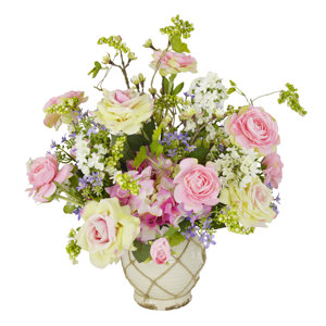 Mixed Centerpiece in Pot