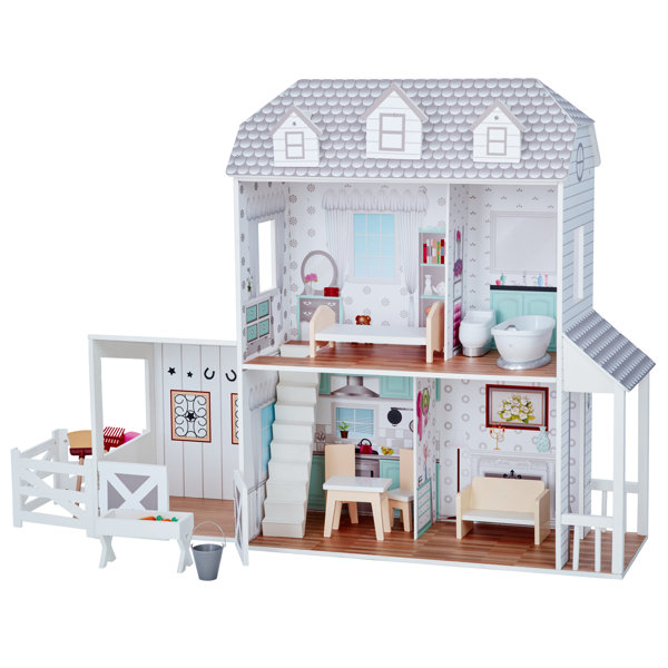 bug 24 hours in giant barbie doll house