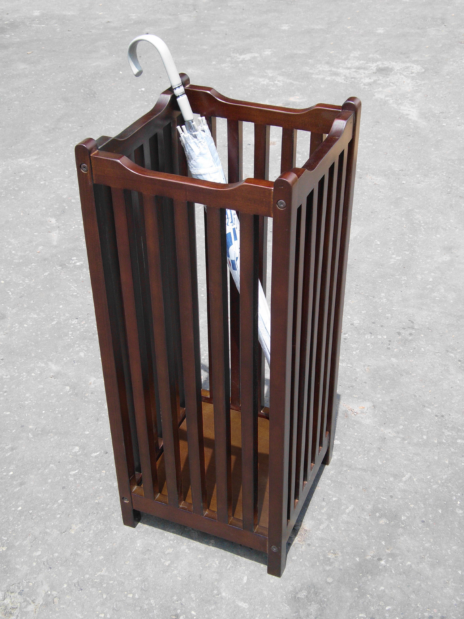 Alcott Hill® Vince 12'' Wide Solid Wood Freestanding Umbrella Stand