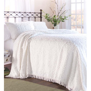 Wedding Ring Tufted Chenille King Bedspread
