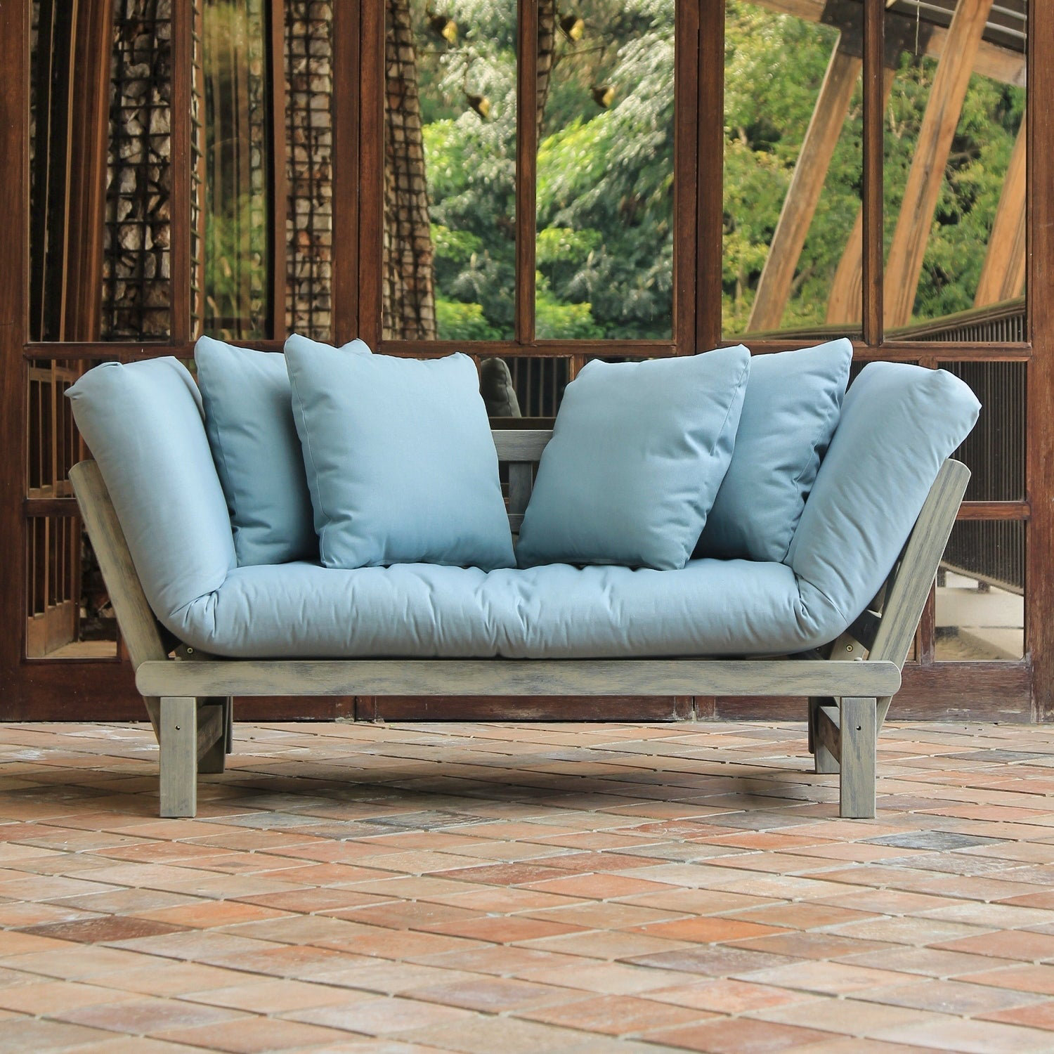 outdoor love seat and chairs