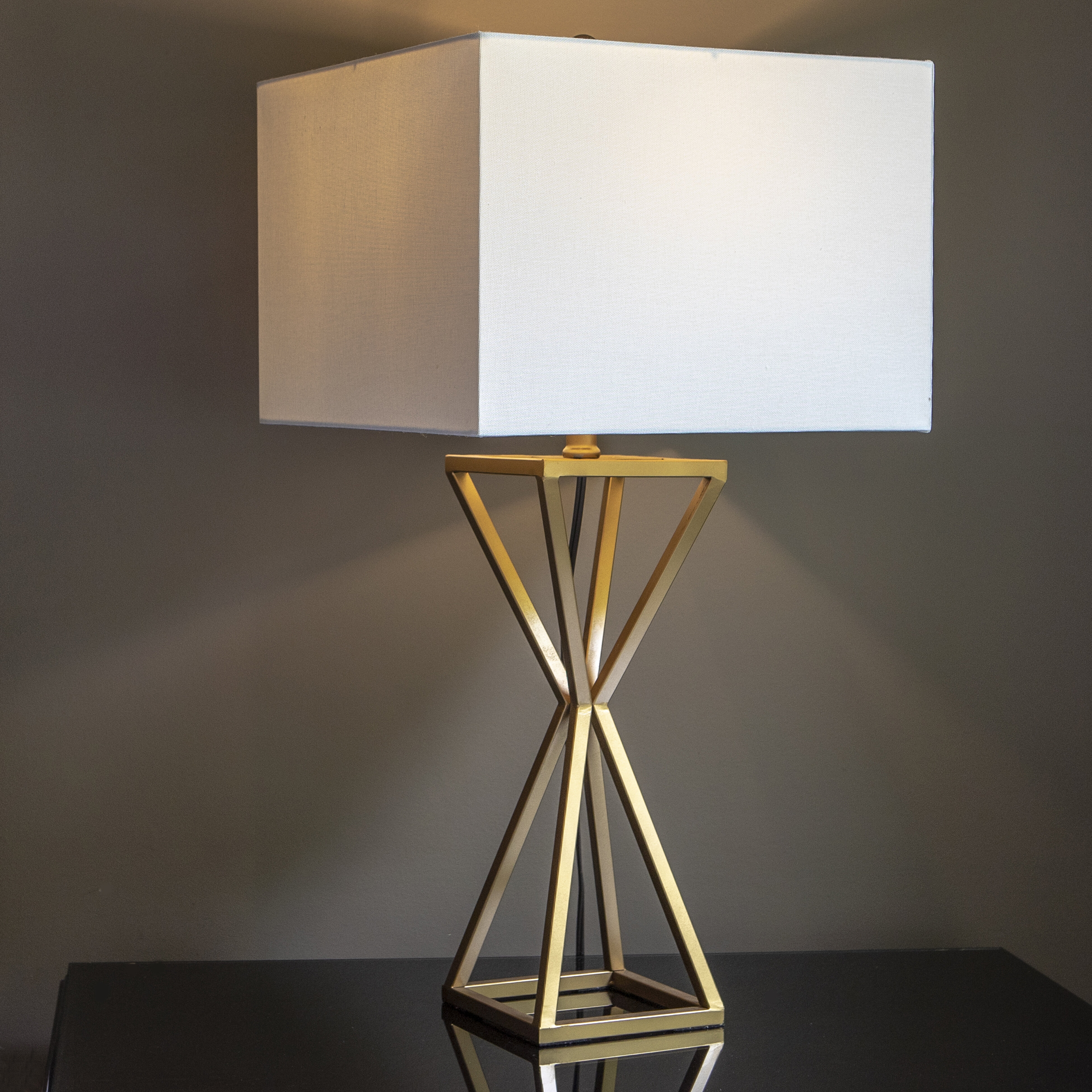 gold table light