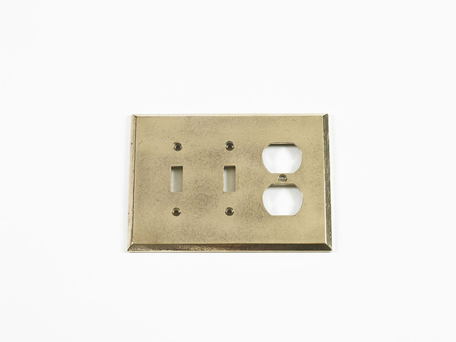 Salo Double Toggle Duplex Receptacle Light Switch and Socket Plate