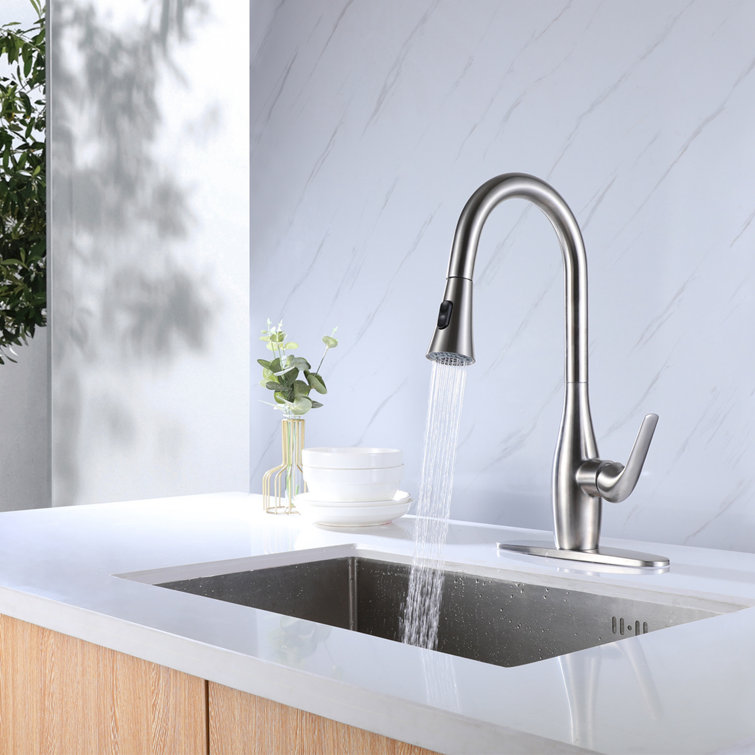 Brushed Nickel Single Handle Deck Mounted Pull Out Brass Kitchen Faucet  With 10 Inch Cover Plate