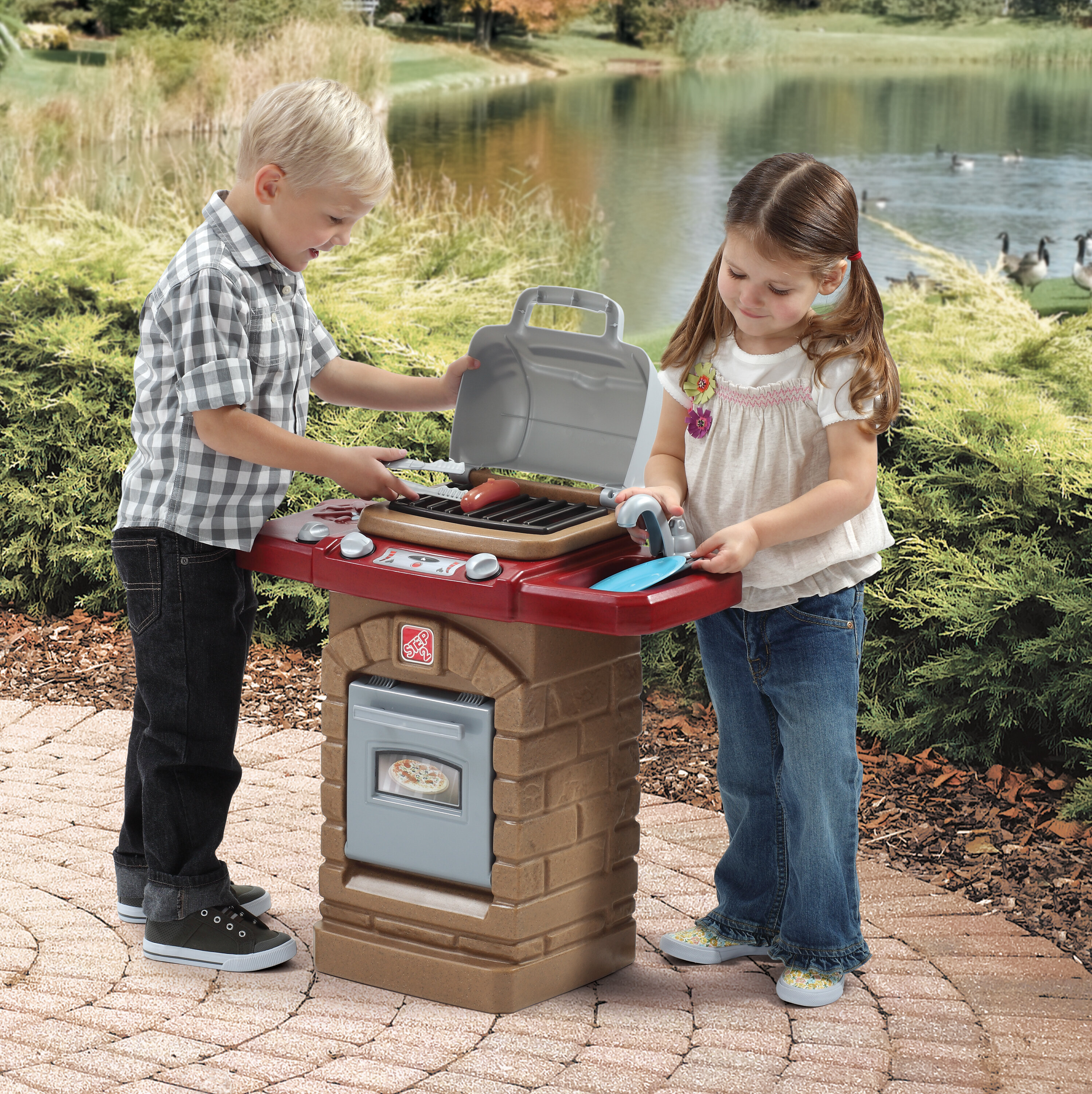 Уличные игрушки. Step-Grill. Fun Outdoor Store. Cute BBQ.