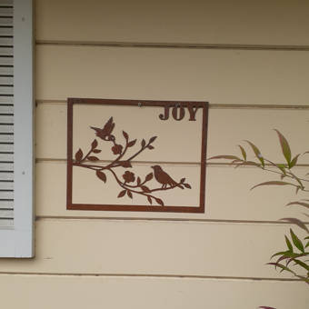 Ophelia Co Donley Metal Pelican Welcome Sign Reviews Wayfair