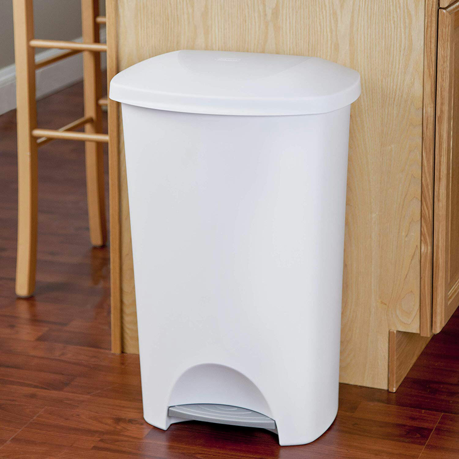 Details about   Step On Lid Trash Can Kitchen Laundry Room Garbage 11 Gallon Capacity Pedal 