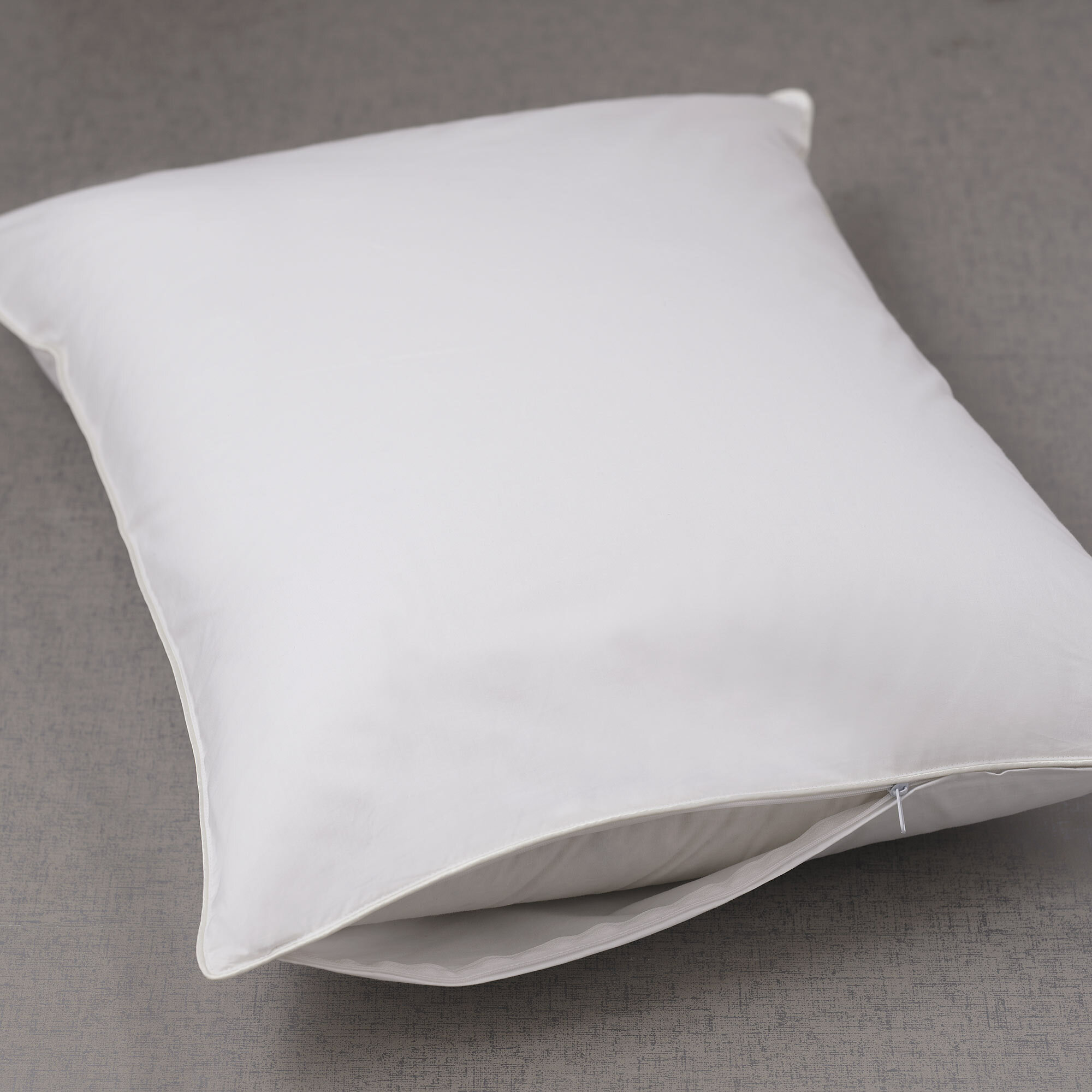 24x24 pillow protector