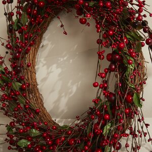 Welcoming Pyracantha Berry Wreath