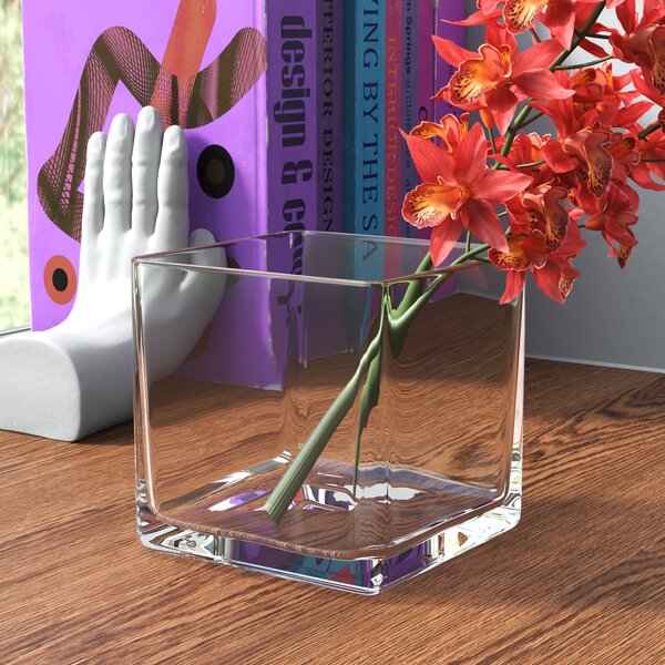10-Inch WGV Clear Square Twist Block Glass Vase