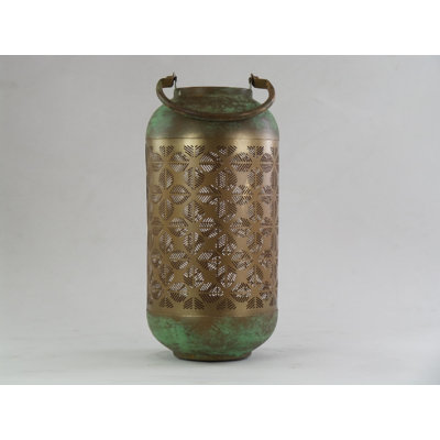GreenGold Outdoor Lantern