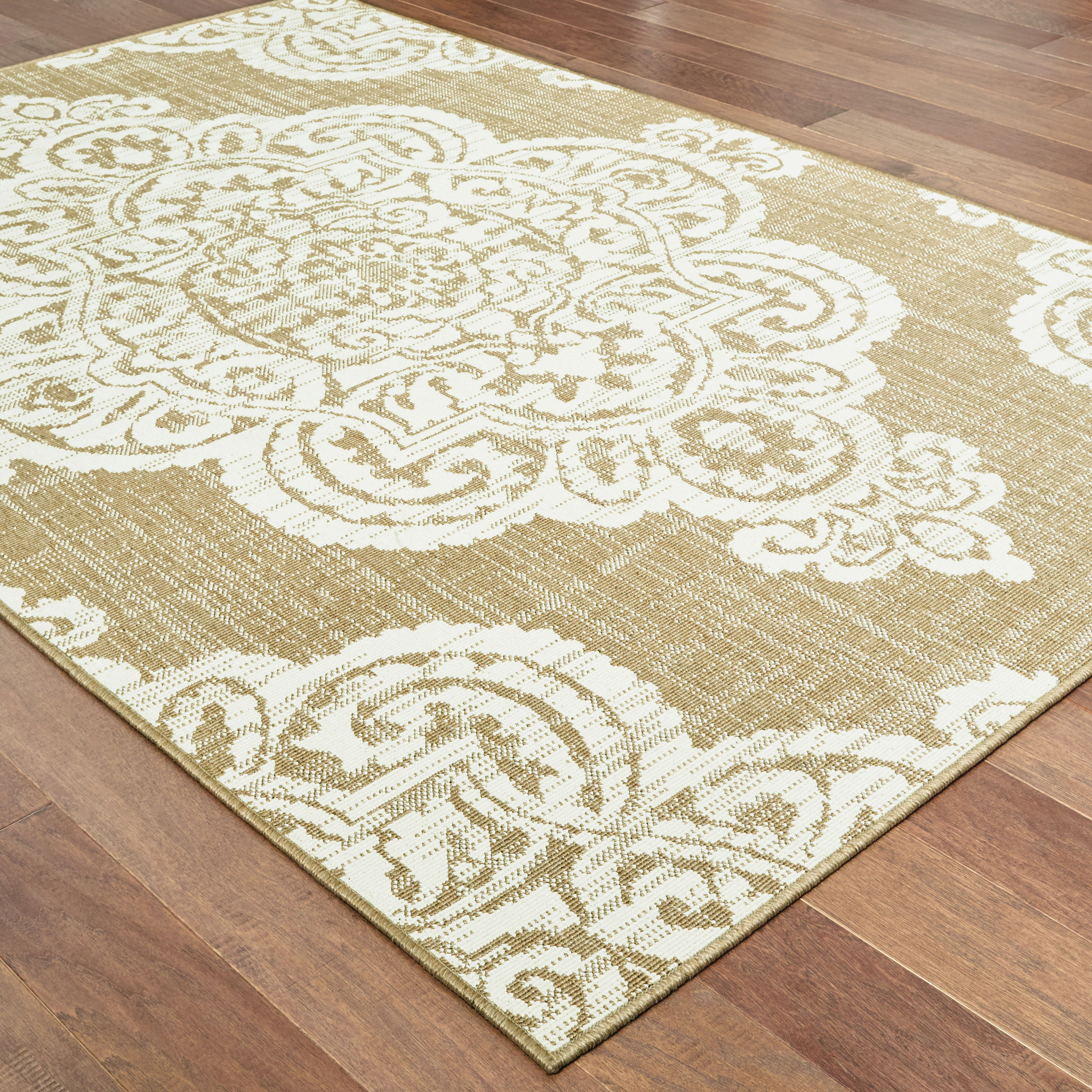 Charlton Home Salerno Oriental Tan Indoor Outdoor Area Rug Reviews Wayfair