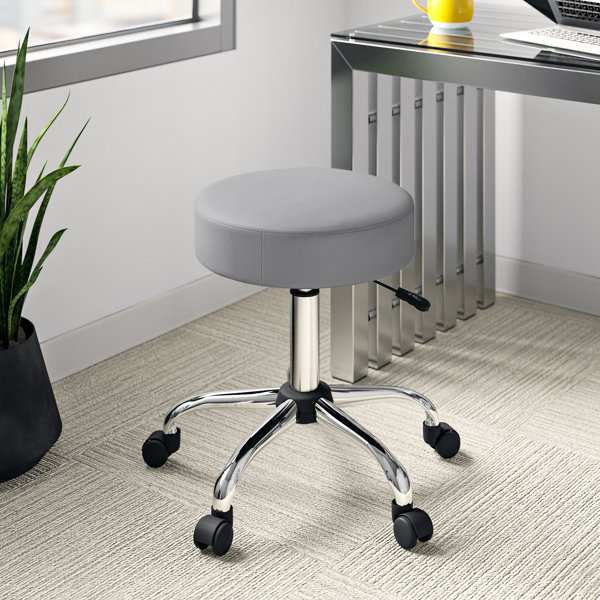 stool with wheels