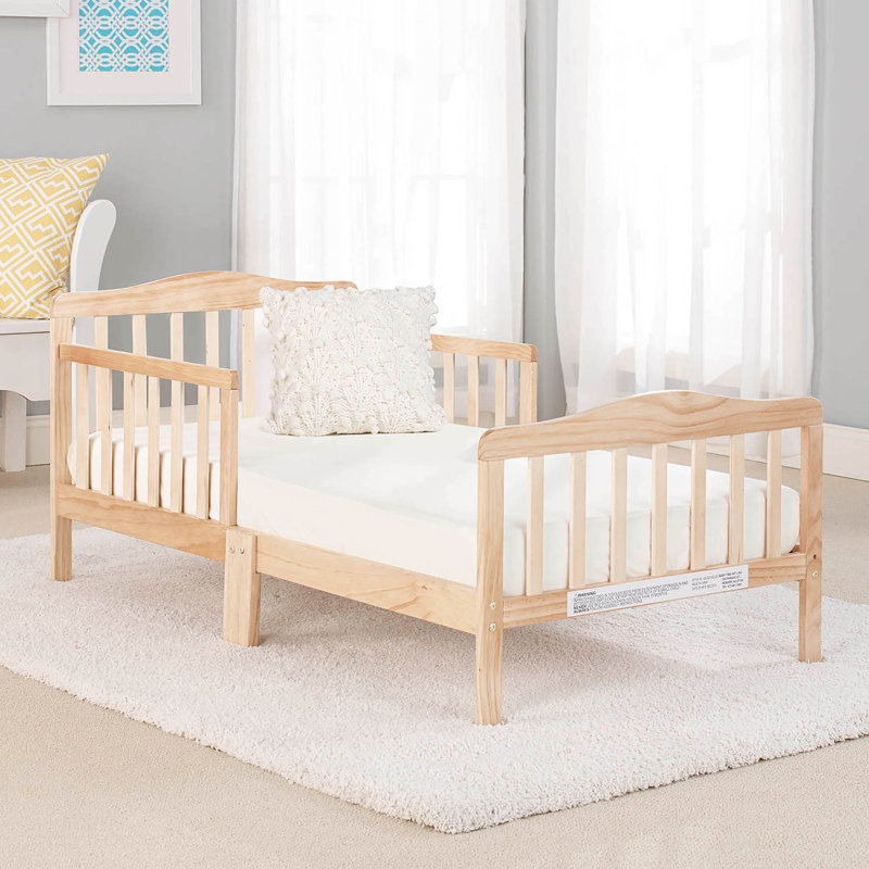 Big Oshi Platform Toddler Bed