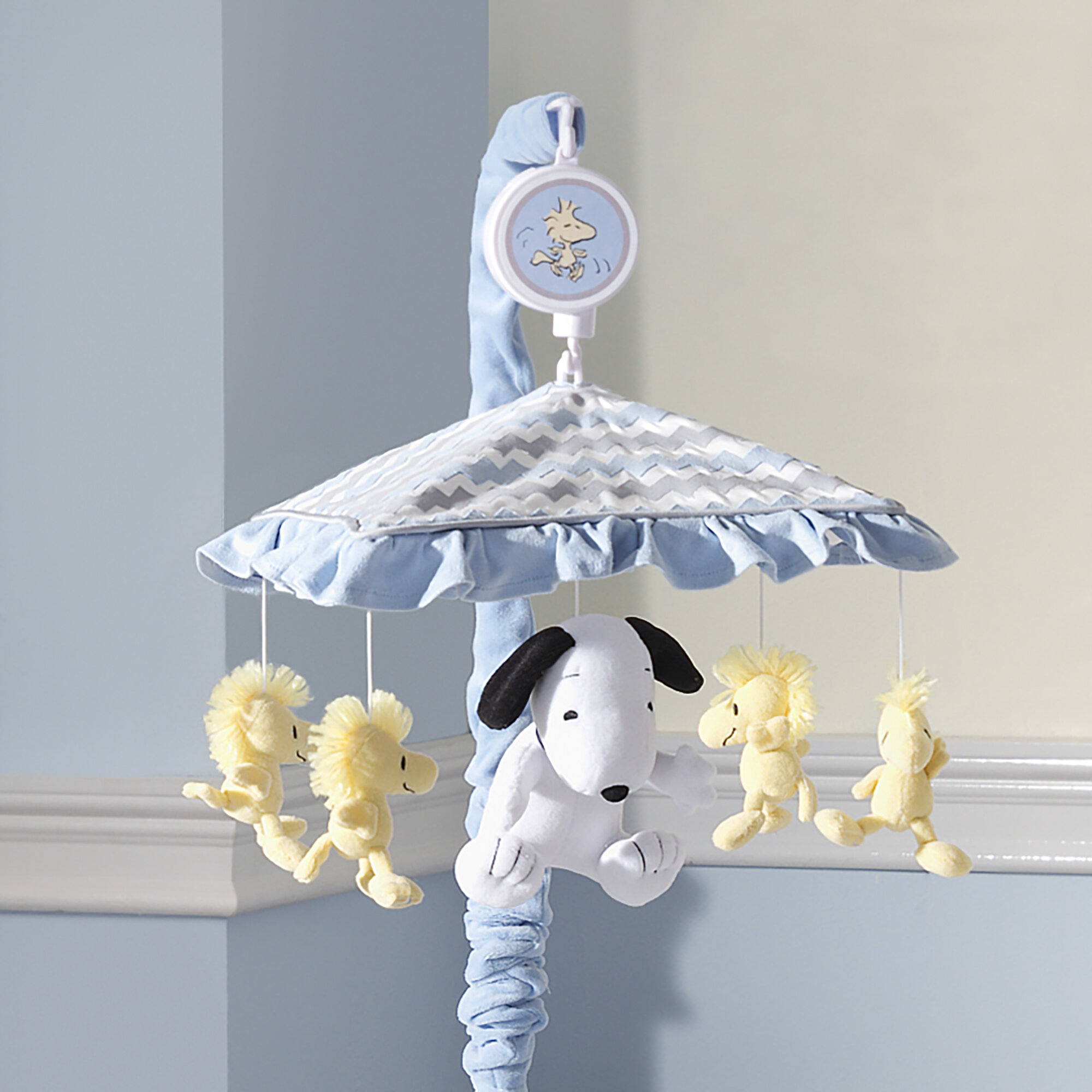 Lambs Ivy My Little Snoopy Baby Crib Musical Mobile Reviews