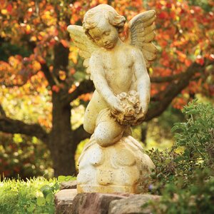Angels Rose Giver Statue