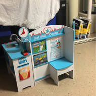 melissa and doug doctor station