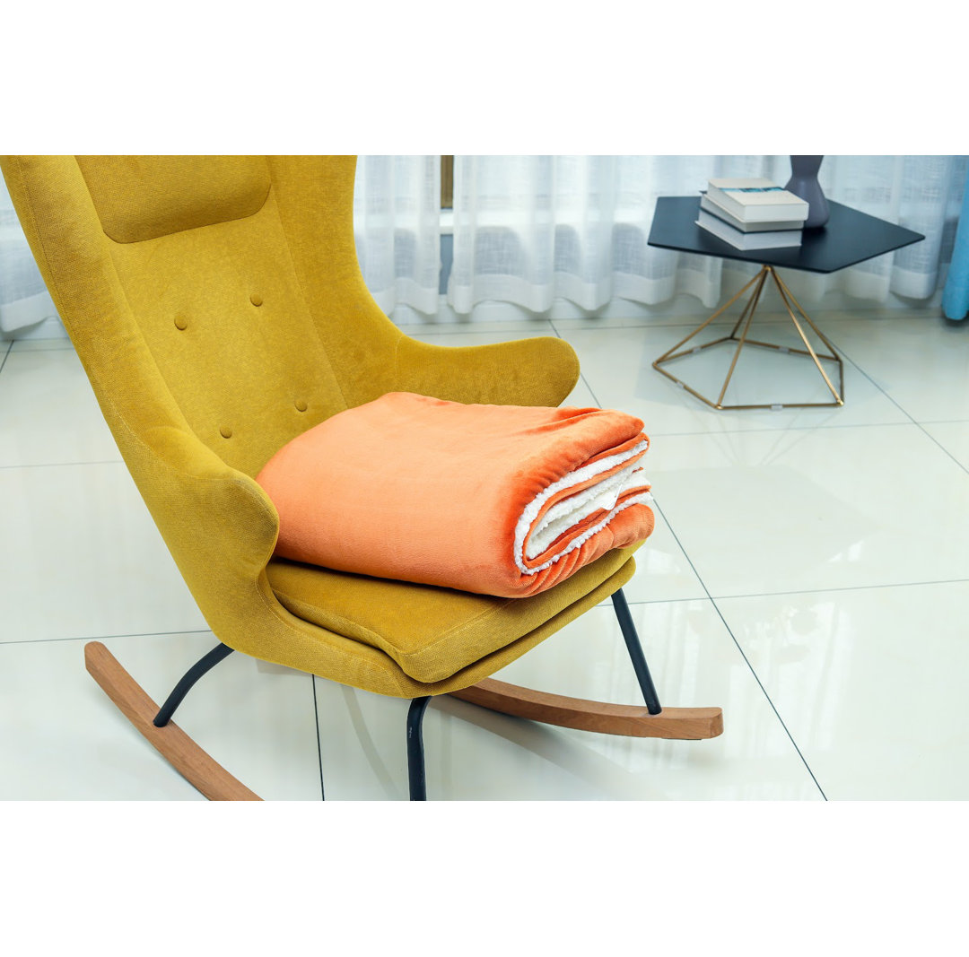 Canora Grey Kuscheldecke Plagido