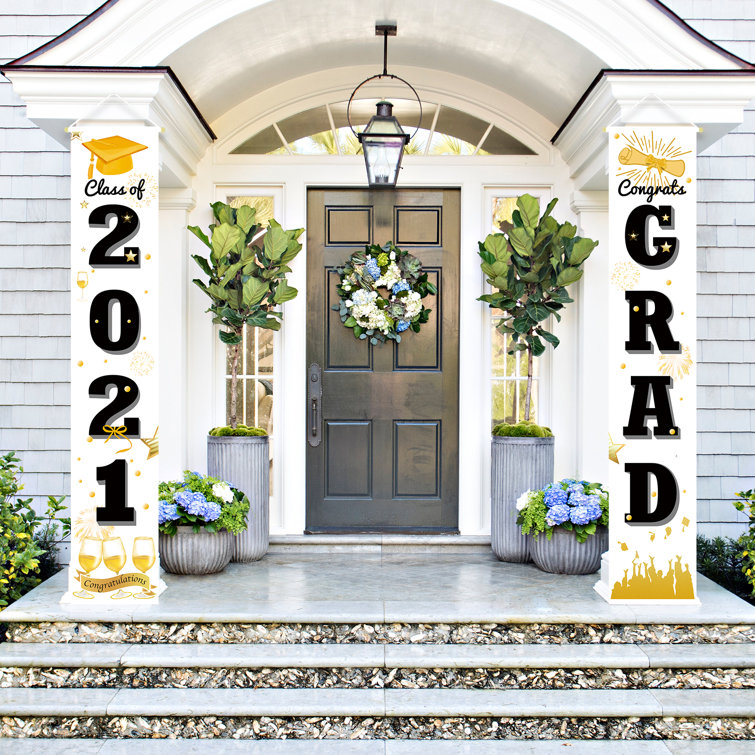 graduation decorations