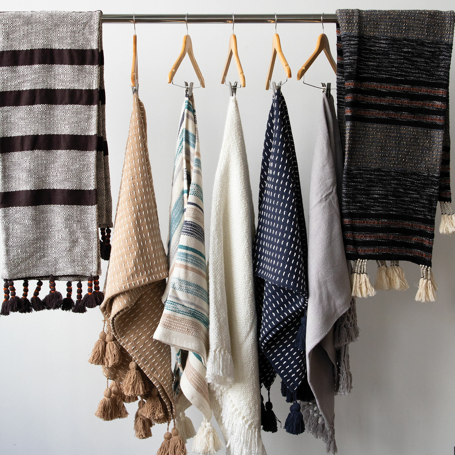 8 Simple Blanket Storage Ideas Wayfair