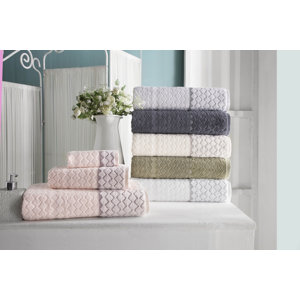 Isola 4 Piece Towel Set (Set of 4)