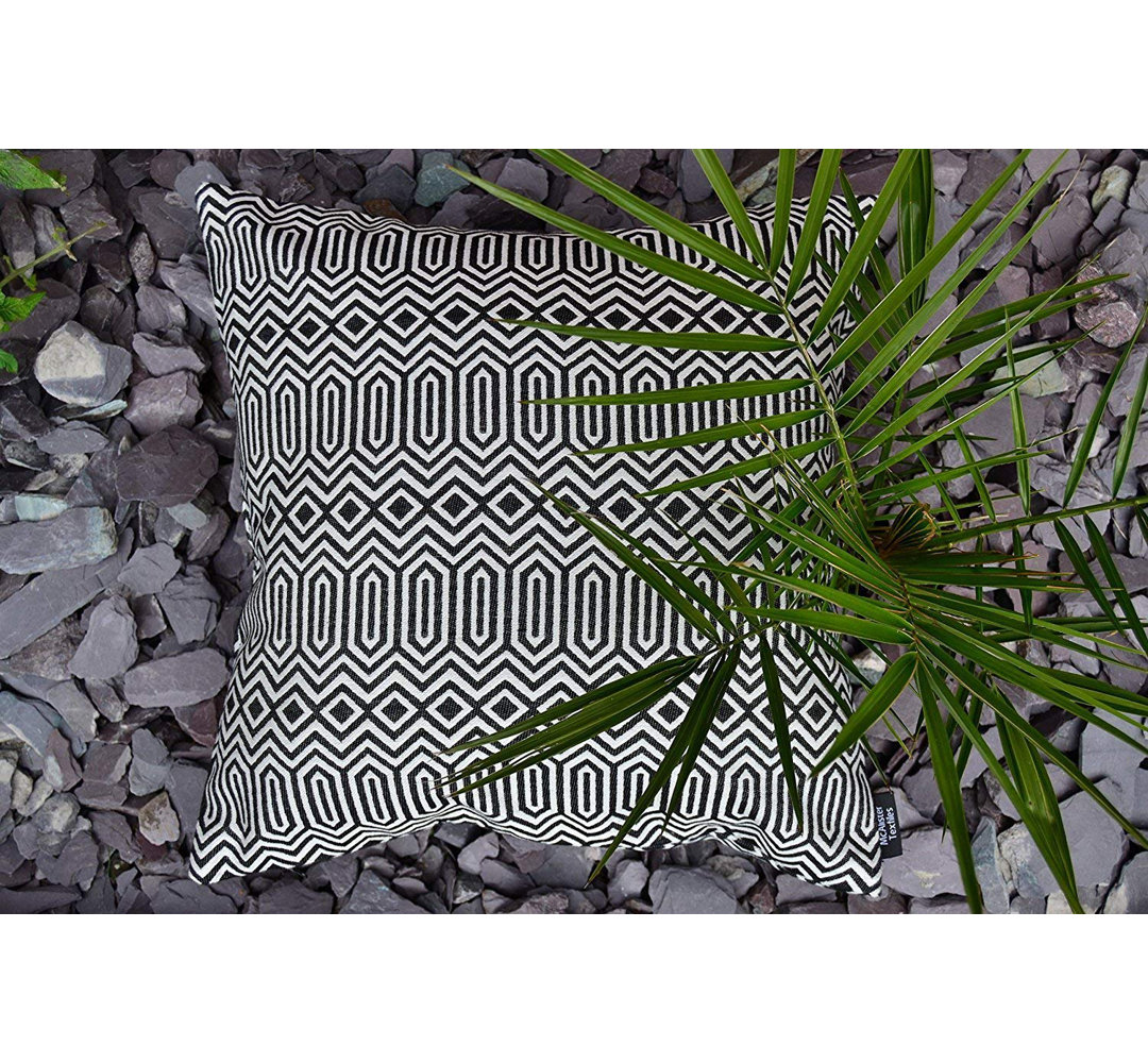 World Menagerie Dekokissen Madsen