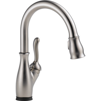 Delta Leland Standard Single Handle Kitchen Faucet With Touch2o