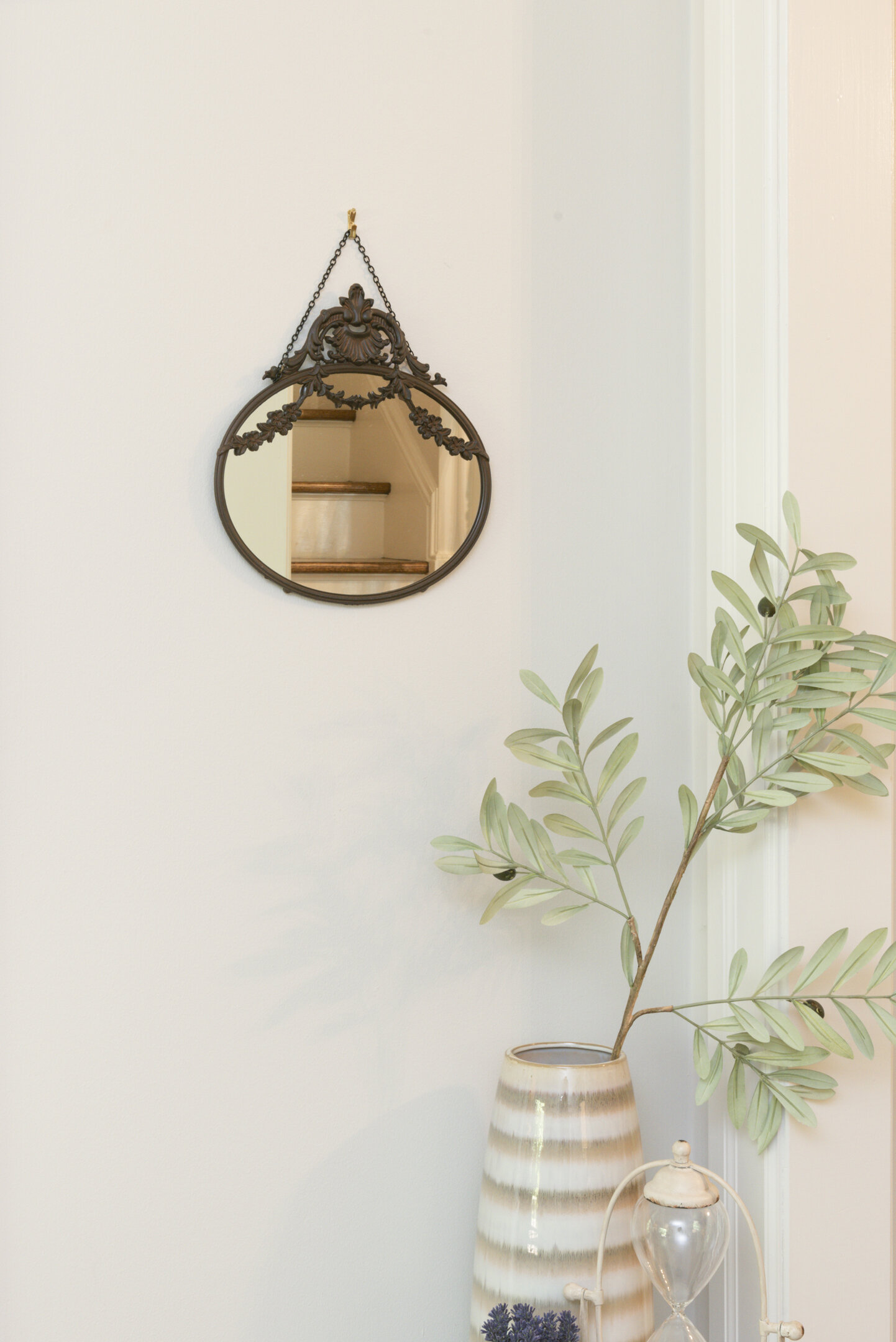 Pabst Oval Metal Wall Mirror
