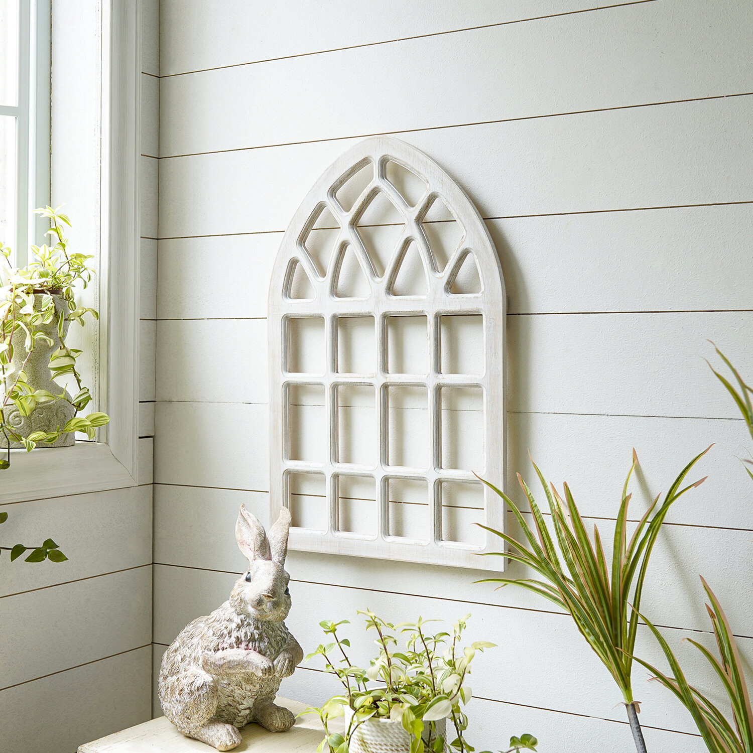 arched window frame white