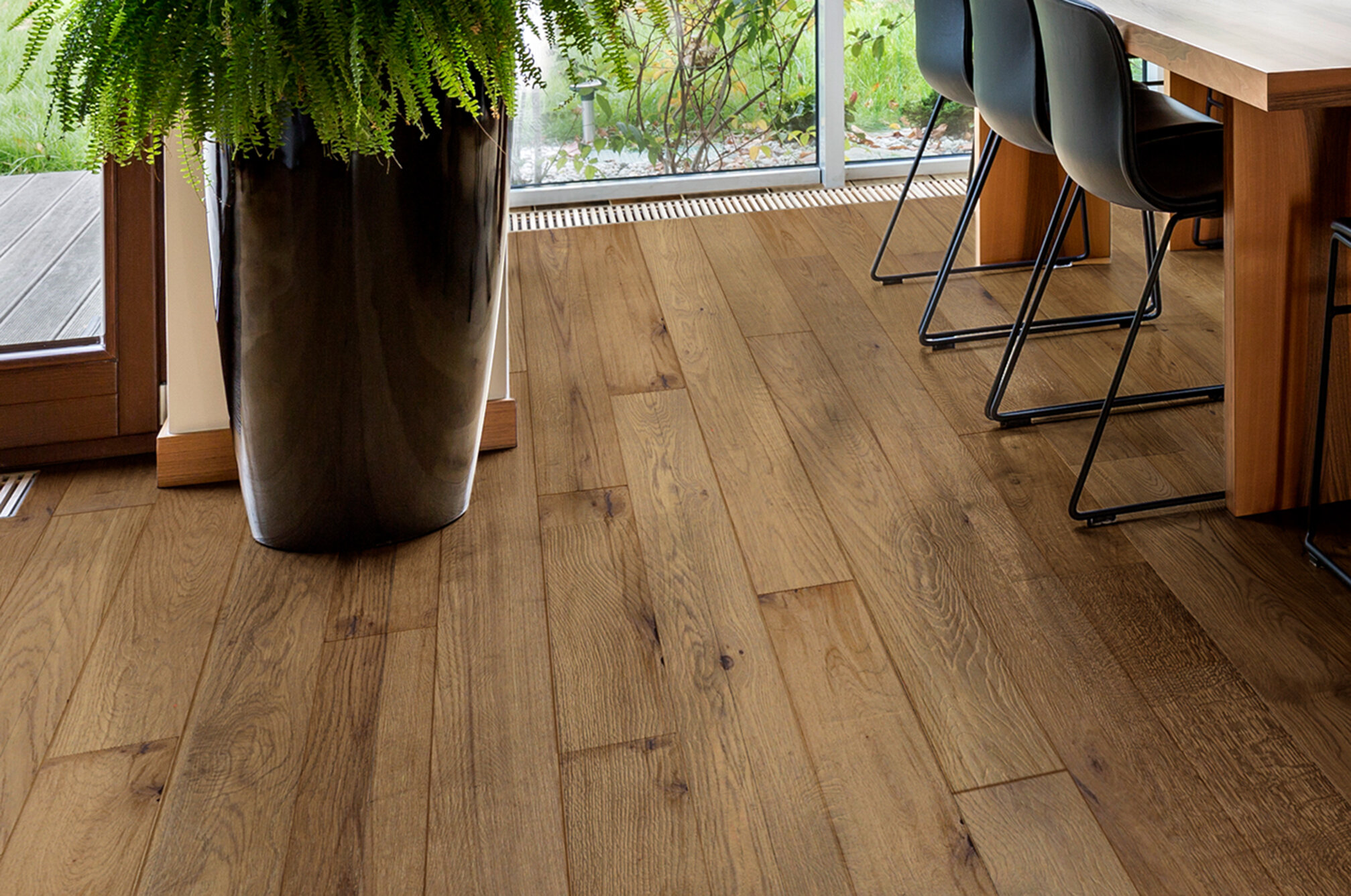 Smokey Mountain Oak 3 8 Thick X 5 7 8 Wide X Varying Length Engineered Hardwood Flooring