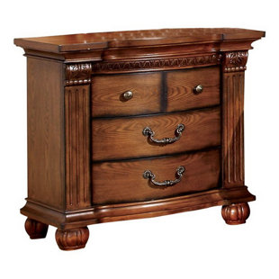Greenhill 3 Drawer Bachelor's Chest by Astoria Grand