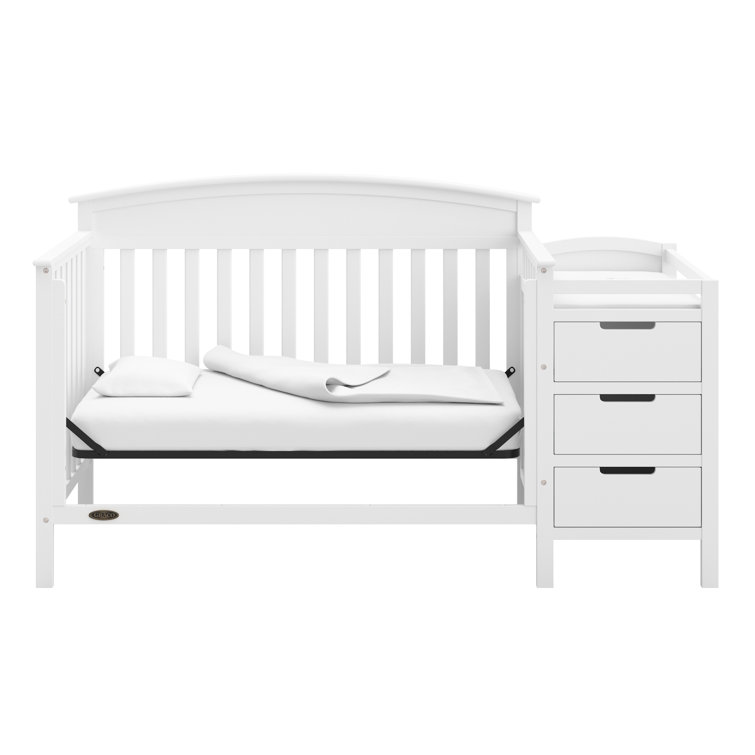 graco benton changing table