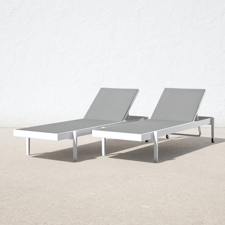 urban set of 2 sun loungers