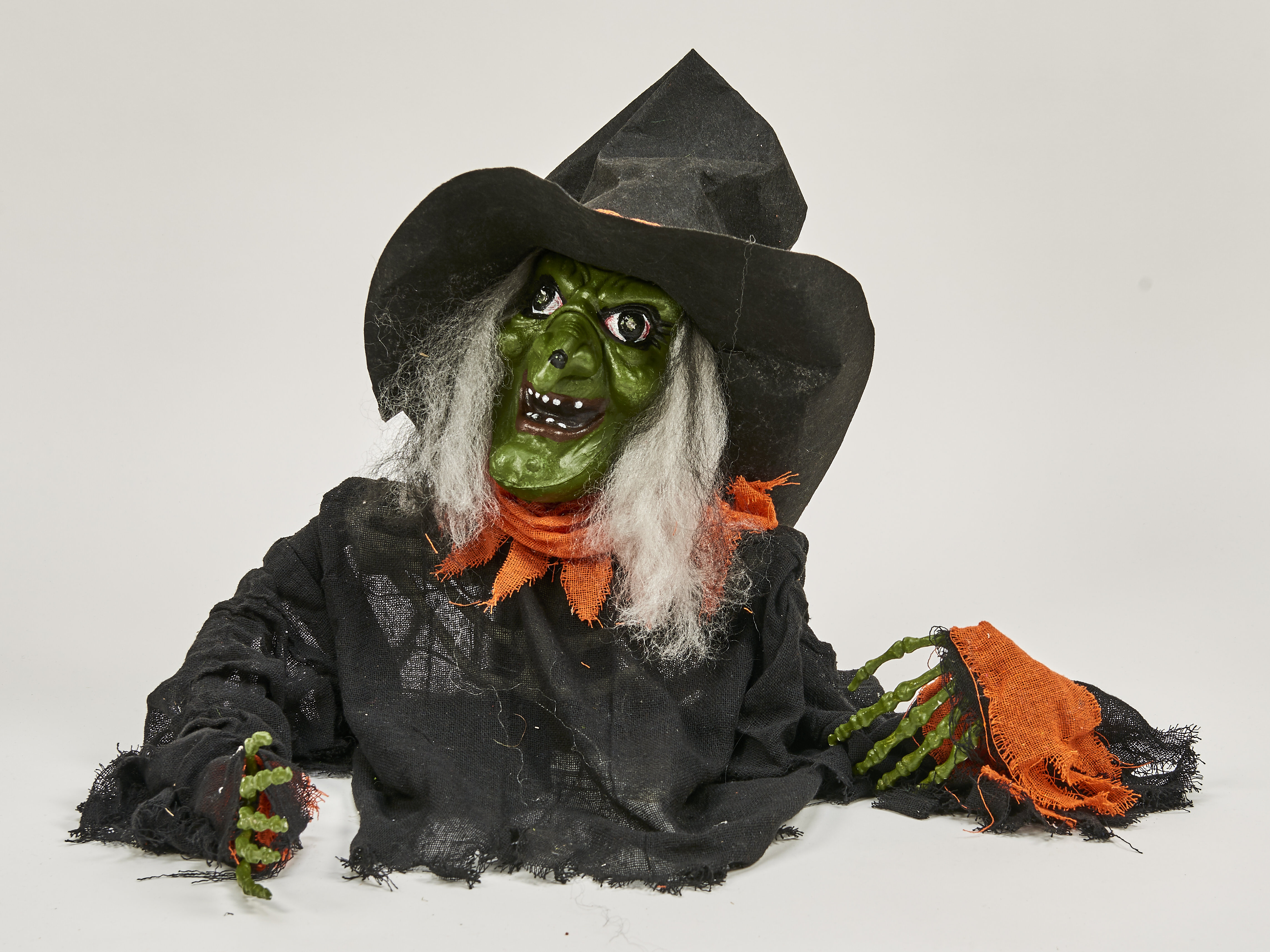 Scary Halloween Ground Breaking Witch w/ Flashing Eyes Turning Head & Sound 