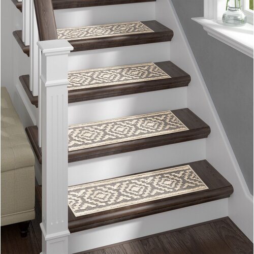 The Sofia Rugs Gray/Beige Stair Tread