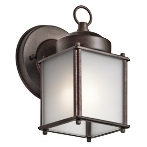 Kelemen 1-Light Outdoor Wall Lanternu00a0