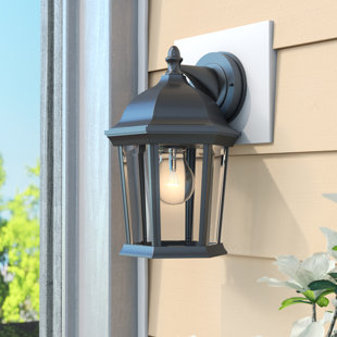 Best Shifflett 1-Light Outdoor Wall Lantern By Alcott Hill Outdoor Lighting Shifflett 1-Light Outdoor Wall Lantern By Alcott Hill Outdoor Lighting