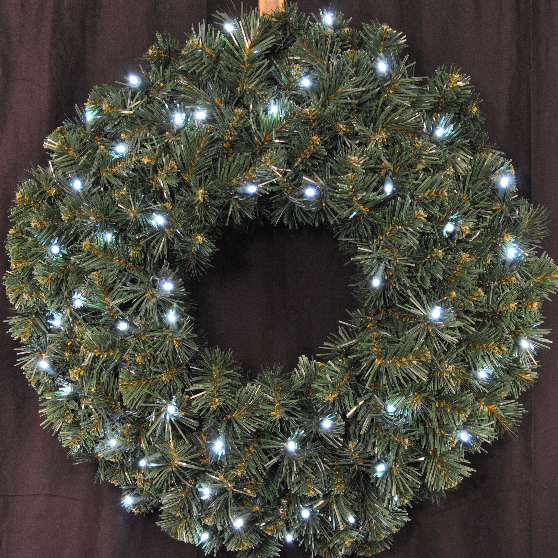 Queens Of Christmas Pre Lit Battery Operated Led Sequoia Wreath Queens Of Christmas Pre Lit Battery Operated Led Sequoia Wreath Reviews Wayfair