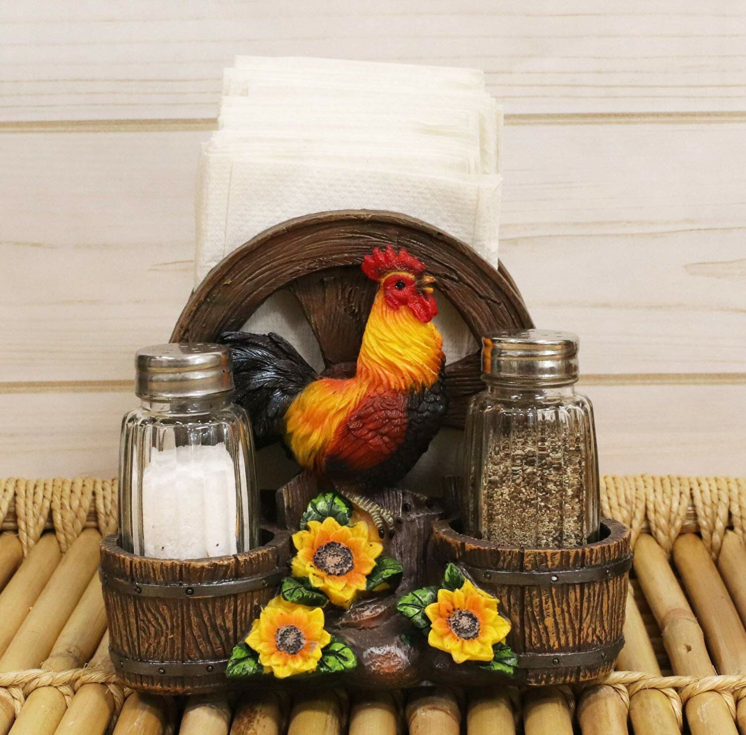 chicken salt and pepper shakers