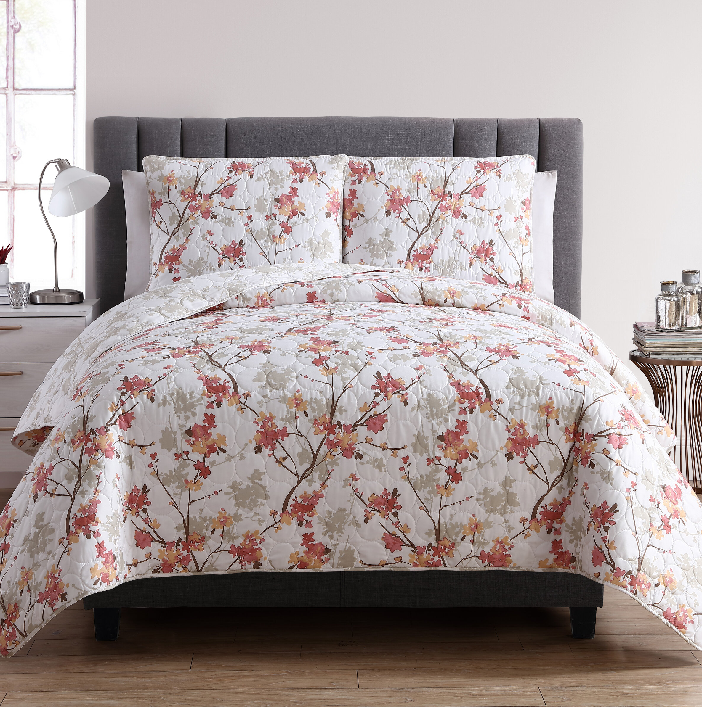 Fenwick Reversible Quilt Set