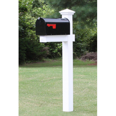 Lincoln Post Mounted Mailbox