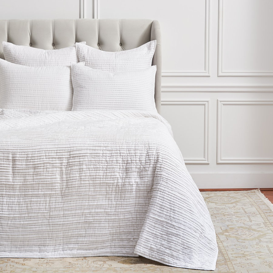 Akhil White Standard Cotton Quilt