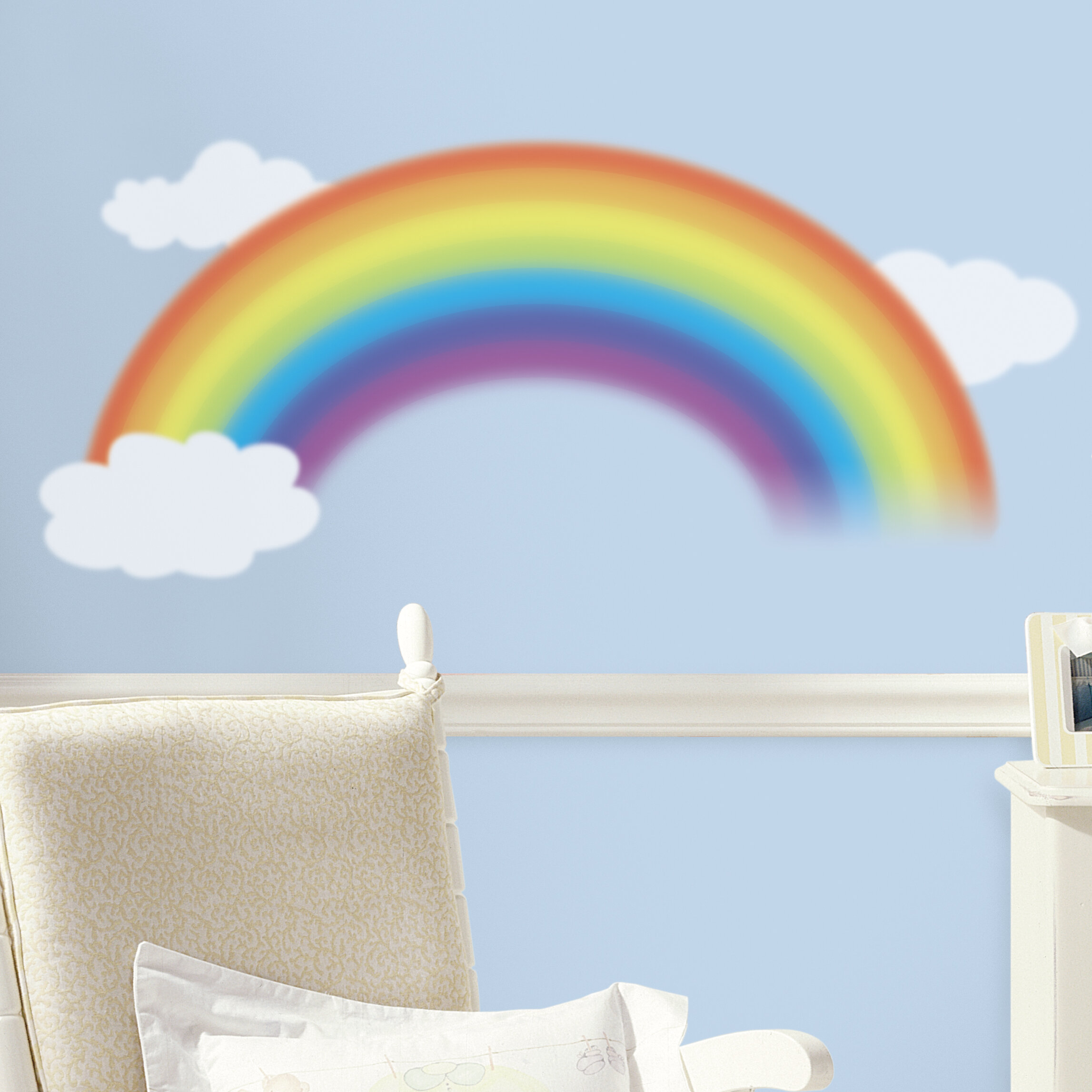Wordwall rainbow 7. Радуга на стене в детской. Радуга на стене в детском саду. Радуга рисунок на стене. Радуга на стене в детской комнате.